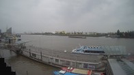 Archiv Foto Webcam Hamburg: Landungsbrücken 13:00