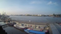 Archived image Webcam Hamburg: Cargo bridges 05:00