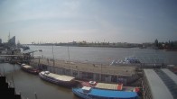 Archived image Webcam Hamburg: Cargo bridges 09:00