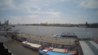 Archiv Foto Webcam Hamburg: Landungsbrücken 11:00