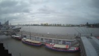 Archiv Foto Webcam Hamburg: Landungsbrücken 05:00
