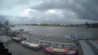 Archiv Foto Webcam Hamburg: Landungsbrücken 09:00