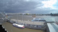 Archiv Foto Webcam Hamburg: Landungsbrücken 13:00