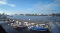 Archiv Foto Webcam Hamburg: Landungsbrücken 05:00