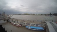 Archiv Foto Webcam Hamburg: Landungsbrücken 15:00