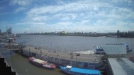 Archiv Foto Webcam Hamburg: Landungsbrücken 13:00