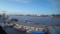 Archiv Foto Webcam Hamburg: Landungsbrücken 05:00