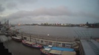 Archiv Foto Webcam Hamburg: Landungsbrücken 03:00