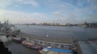 Archiv Foto Webcam Hamburg: Landungsbrücken 06:00