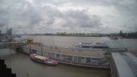 Archiv Foto Webcam Hamburg: Landungsbrücken 11:00