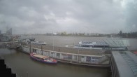 Archiv Foto Webcam Hamburg: Landungsbrücken 13:00