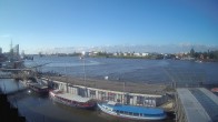 Archiv Foto Webcam Hamburg: Landungsbrücken 06:00