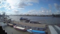 Archiv Foto Webcam Hamburg: Landungsbrücken 07:00