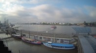 Archiv Foto Webcam Hamburg: Landungsbrücken 06:00