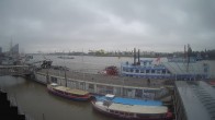 Archiv Foto Webcam Hamburg: Landungsbrücken 09:00