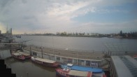 Archiv Foto Webcam Hamburg: Landungsbrücken 07:00