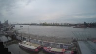 Archiv Foto Webcam Hamburg: Landungsbrücken 05:00