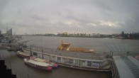 Archiv Foto Webcam Hamburg: Landungsbrücken 05:00