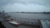 Archiv Foto Webcam Hamburg: Landungsbrücken 06:00