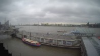 Archiv Foto Webcam Hamburg: Landungsbrücken 15:00