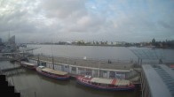 Archiv Foto Webcam Hamburg: Landungsbrücken 05:00