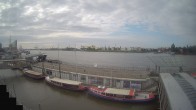 Archived image Webcam Hamburg: Cargo bridges 07:00