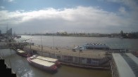 Archived image Webcam Hamburg: Cargo bridges 09:00