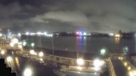 Archiv Foto Webcam Hamburg: Landungsbrücken 01:00