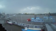 Archiv Foto Webcam Hamburg: Landungsbrücken 15:00