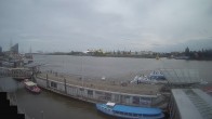 Archiv Foto Webcam Hamburg: Landungsbrücken 15:00