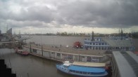 Archiv Foto Webcam Hamburg: Landungsbrücken 08:00