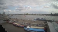 Archiv Foto Webcam Hamburg: Landungsbrücken 10:00