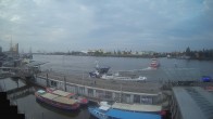 Archiv Foto Webcam Hamburg: Landungsbrücken 05:00