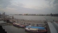 Archived image Webcam Hamburg: Cargo bridges 19:00