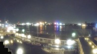 Archived image Webcam Hamburg: Cargo bridges 21:00