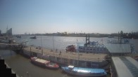 Archiv Foto Webcam Hamburg: Landungsbrücken 11:00