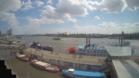 Archiv Foto Webcam Hamburg: Landungsbrücken 13:00