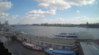 Archiv Foto Webcam Hamburg: Landungsbrücken 15:00