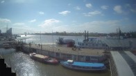 Archiv Foto Webcam Hamburg: Landungsbrücken 09:00