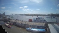Archiv Foto Webcam Hamburg: Landungsbrücken 11:00