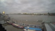 Archiv Foto Webcam Hamburg: Landungsbrücken 05:00