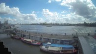 Archiv Foto Webcam Hamburg: Landungsbrücken 13:00