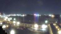 Archiv Foto Webcam Hamburg: Landungsbrücken 02:00