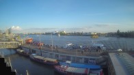 Archiv Foto Webcam Hamburg: Landungsbrücken 17:00
