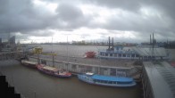 Archiv Foto Webcam Hamburg: Landungsbrücken 09:00