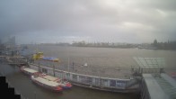 Archiv Foto Webcam Hamburg: Landungsbrücken 18:00