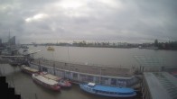 Archiv Foto Webcam Hamburg: Landungsbrücken 08:00