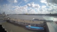 Archiv Foto Webcam Hamburg: Landungsbrücken 13:00