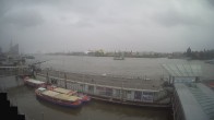 Archiv Foto Webcam Hamburg: Landungsbrücken 15:00