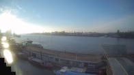 Archiv Foto Webcam Hamburg: Landungsbrücken 08:00